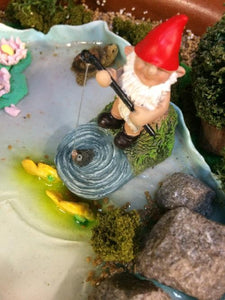 Gnome fishing