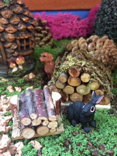 Log nature pack miniatures
